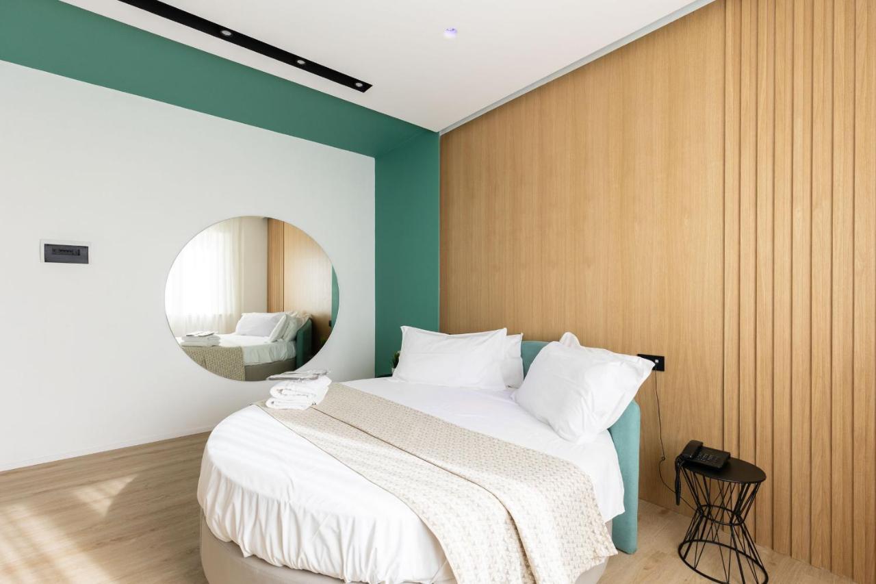 Plana Hotel Caserta Ngoại thất bức ảnh