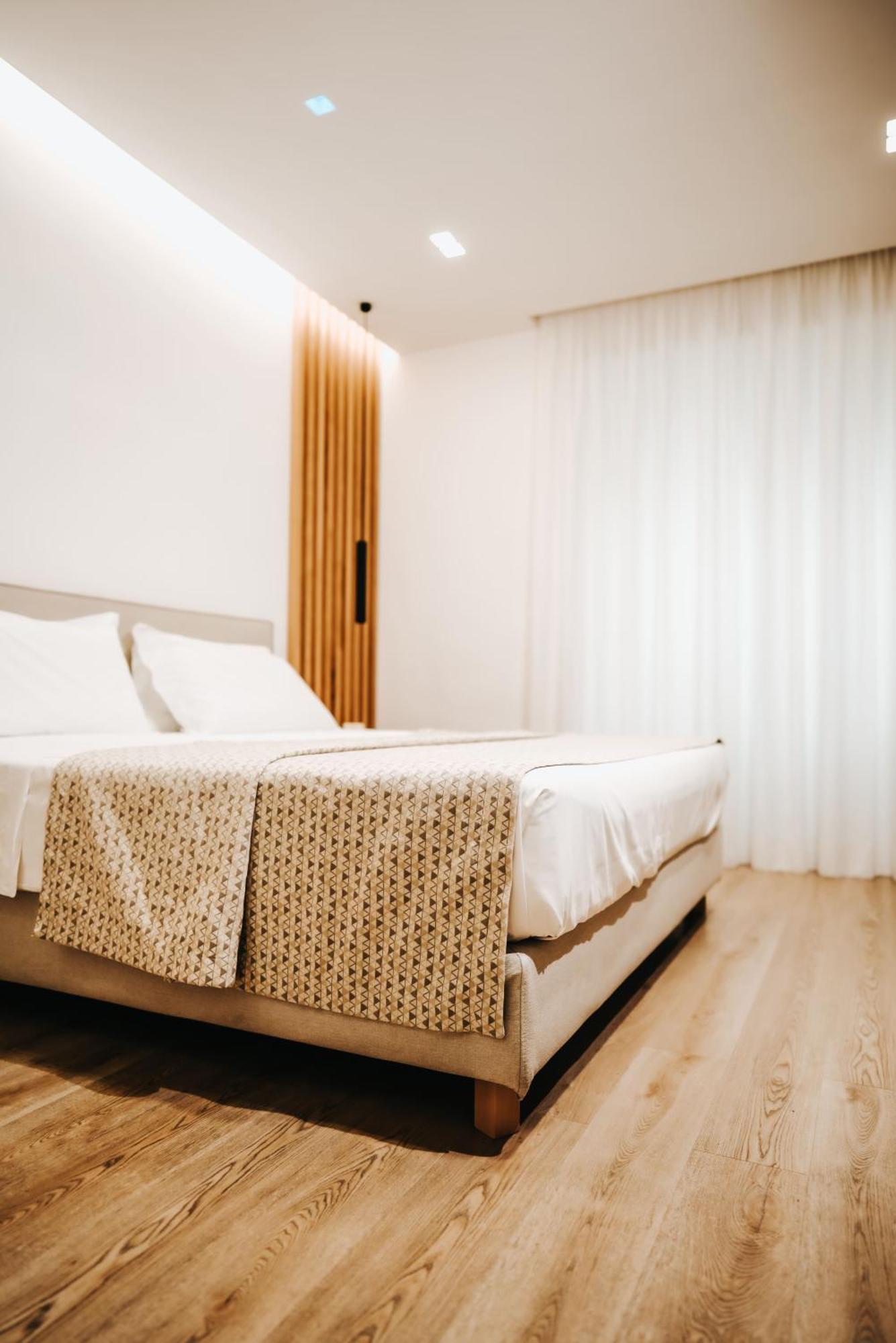 Plana Hotel Caserta Ngoại thất bức ảnh