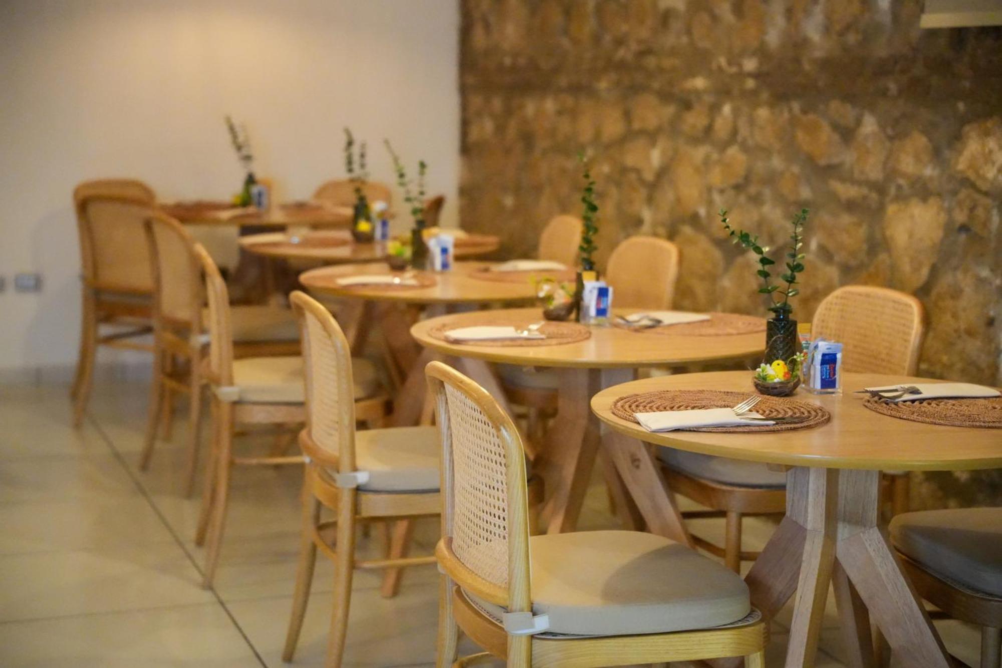 Plana Hotel Caserta Ngoại thất bức ảnh