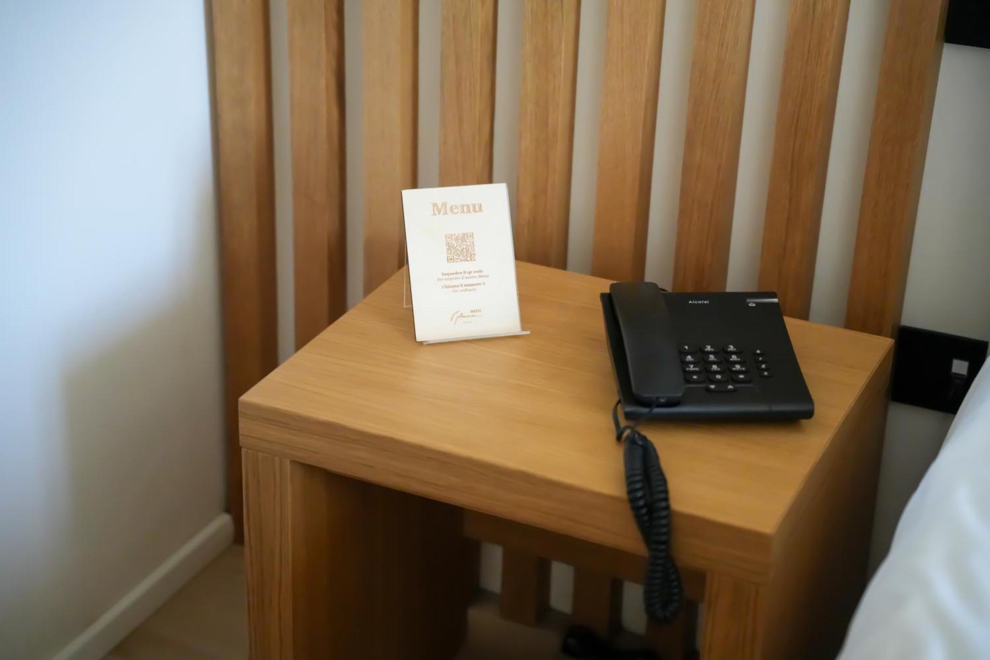 Plana Hotel Caserta Ngoại thất bức ảnh
